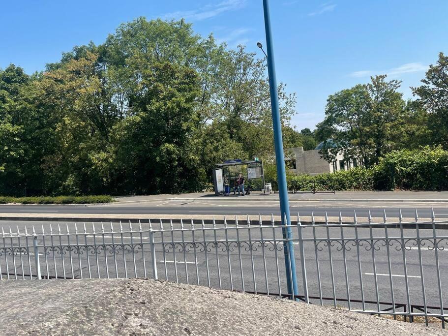 F3 Entier J - Proche Roissy-Villepinte-Paris فيلييه-لو-بيل المظهر الخارجي الصورة